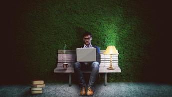 Como Ganhar Dinheiro Trabalhando como Programador Iniciante ou Sozinho